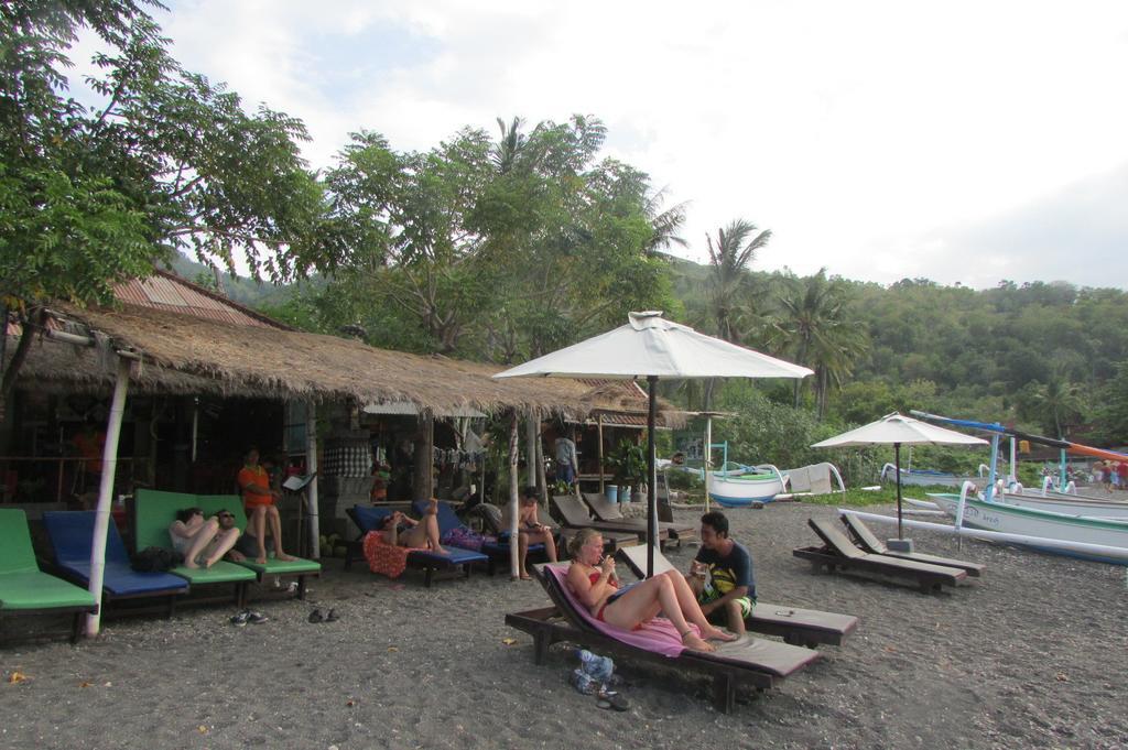 Warung Jemeluk & Home Stay Амед Номер фото
