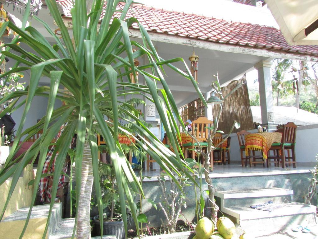 Warung Jemeluk & Home Stay Амед Экстерьер фото